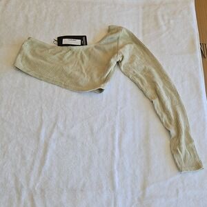 PrettyLittleThing Beige Knit One Shoulder Long Sleeve Cropped Top Size US 6